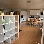 Apartament In Brons *